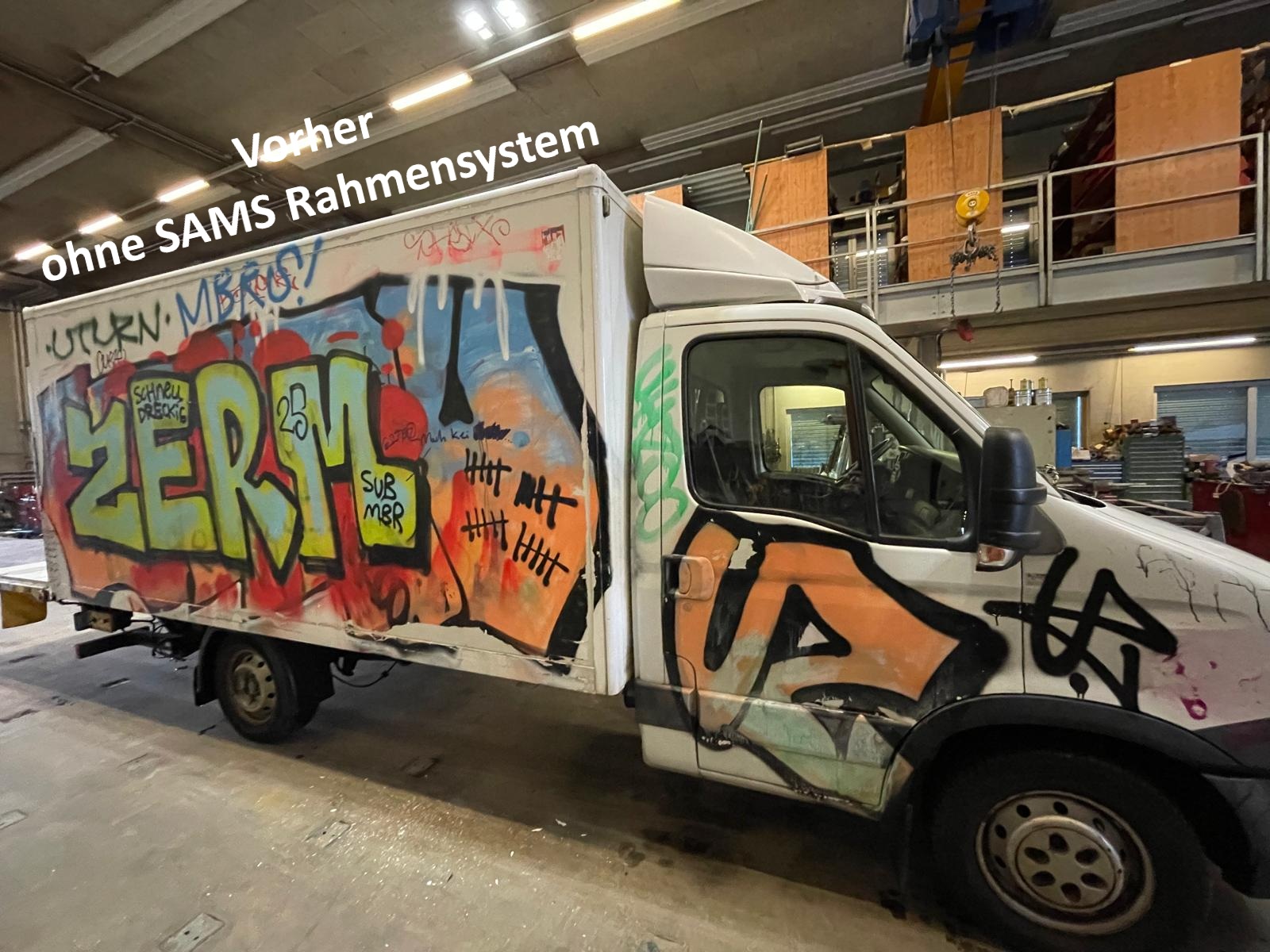   Wir sind offizieller Schweizer Vertriebs- und Montagepartner von SAMS®-Rahmensystemen von 4media